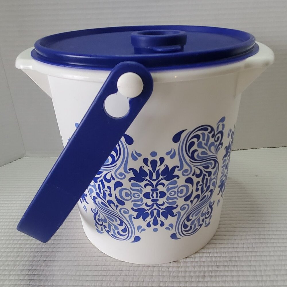Tupperware Talavera Jumbo Canister Handle Container Pour Lid Blue Pattern 8x8 5L